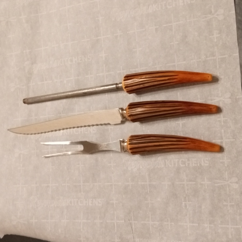 Vintage Carving Set